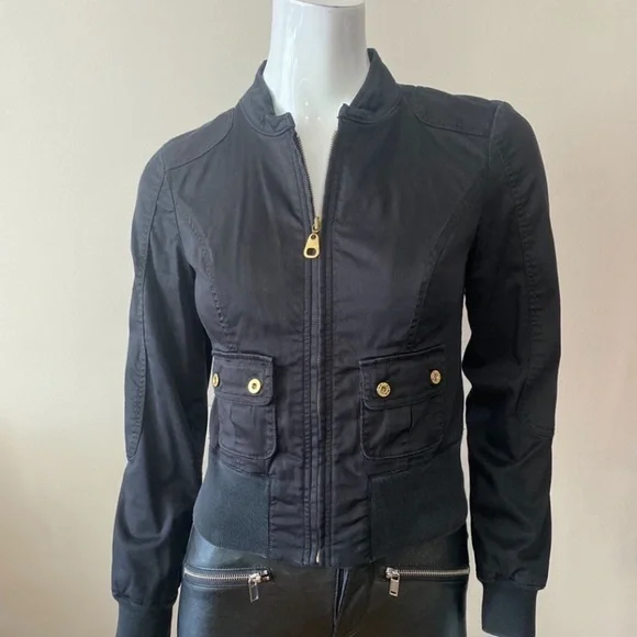 🔹GUESS🔹GREAT CONDITION - Picture 3 of 8